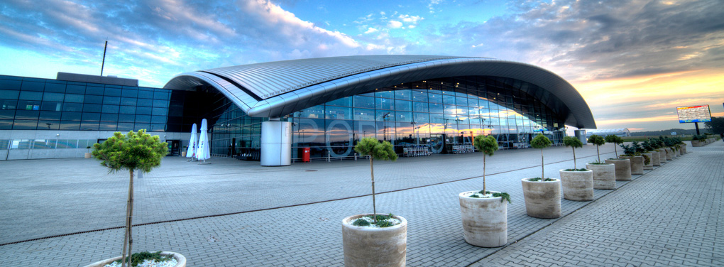 Zakup sprzętu i urządzeń do nowopowstającego terminala pasażerskiego  i obsługi lotniska